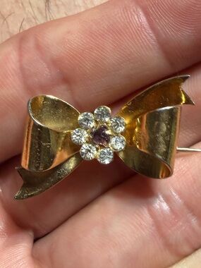 Vintage Gold Tone Crystal Flower Bow Brooch